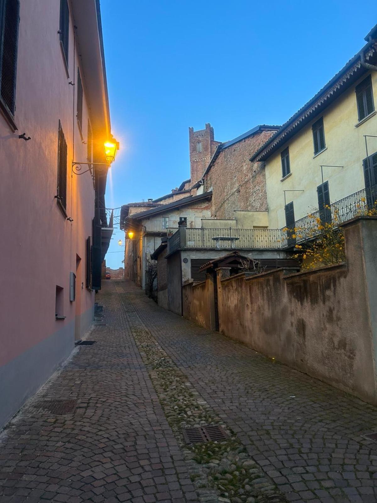 Hotel Al Vicolo Uno Montemagno  Exterior foto